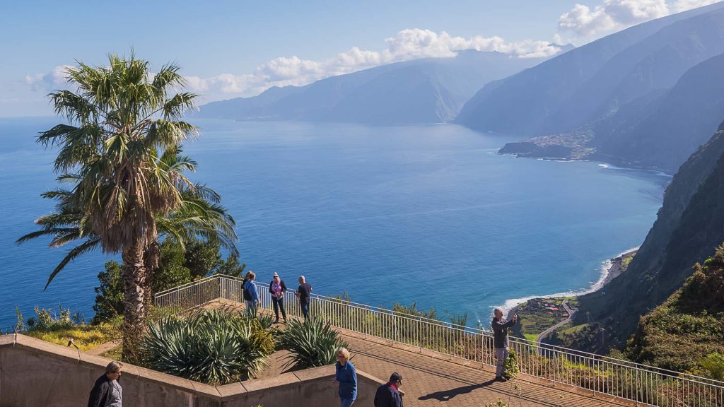 miradouro-ribeira-da-janela-2